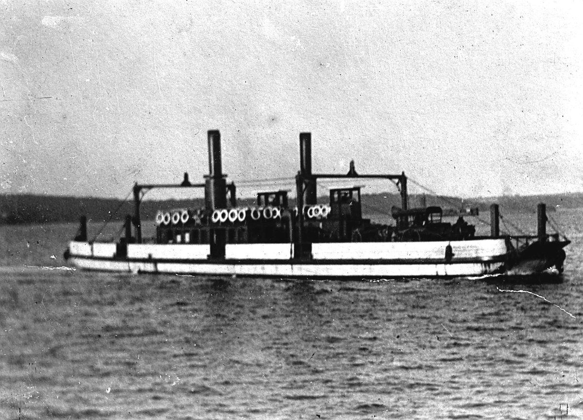 Sydney ferry KAMILAROI (1920s)