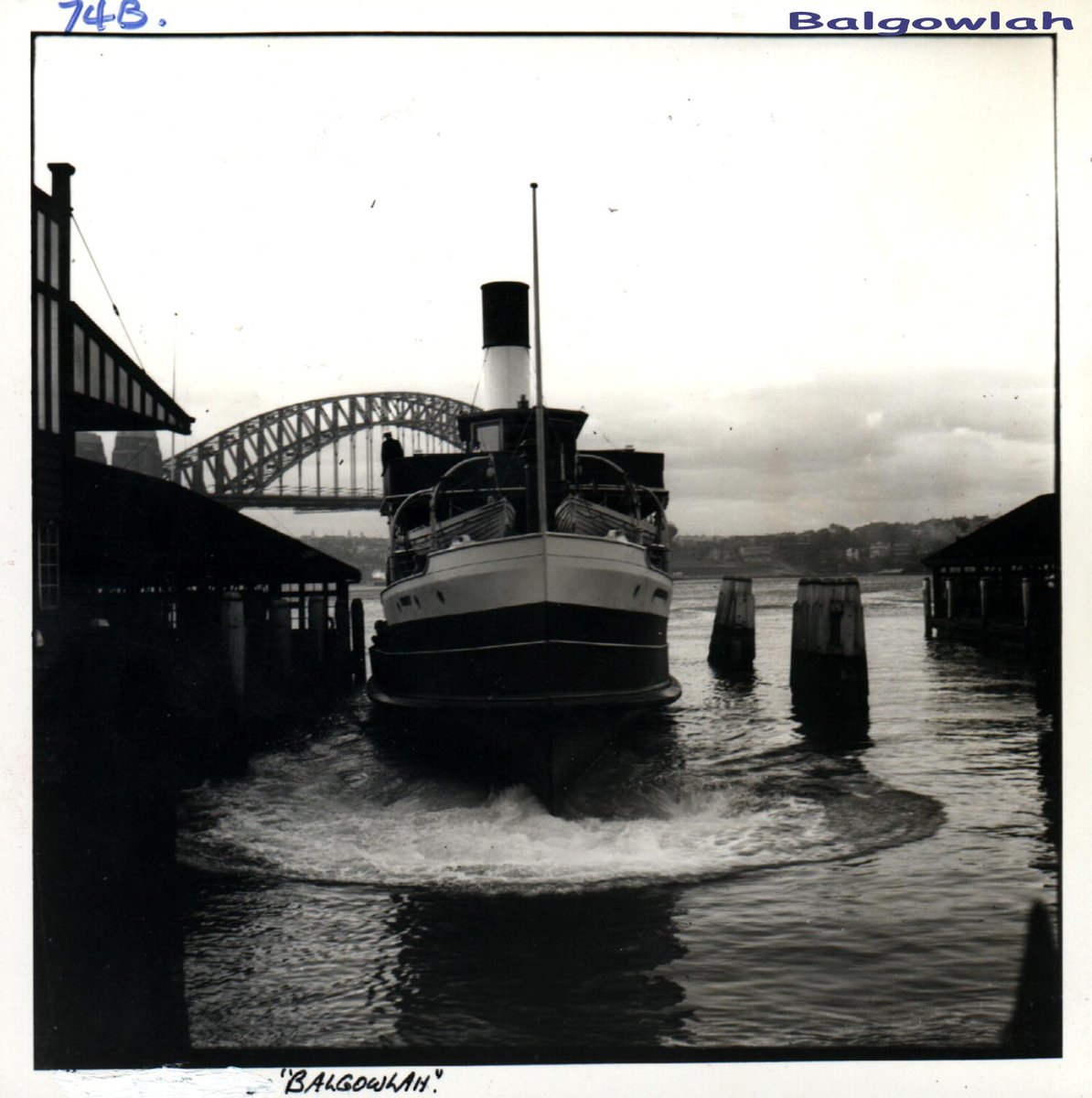 Sydney Ferry BALGOWLAH 1940s, Circular Quay