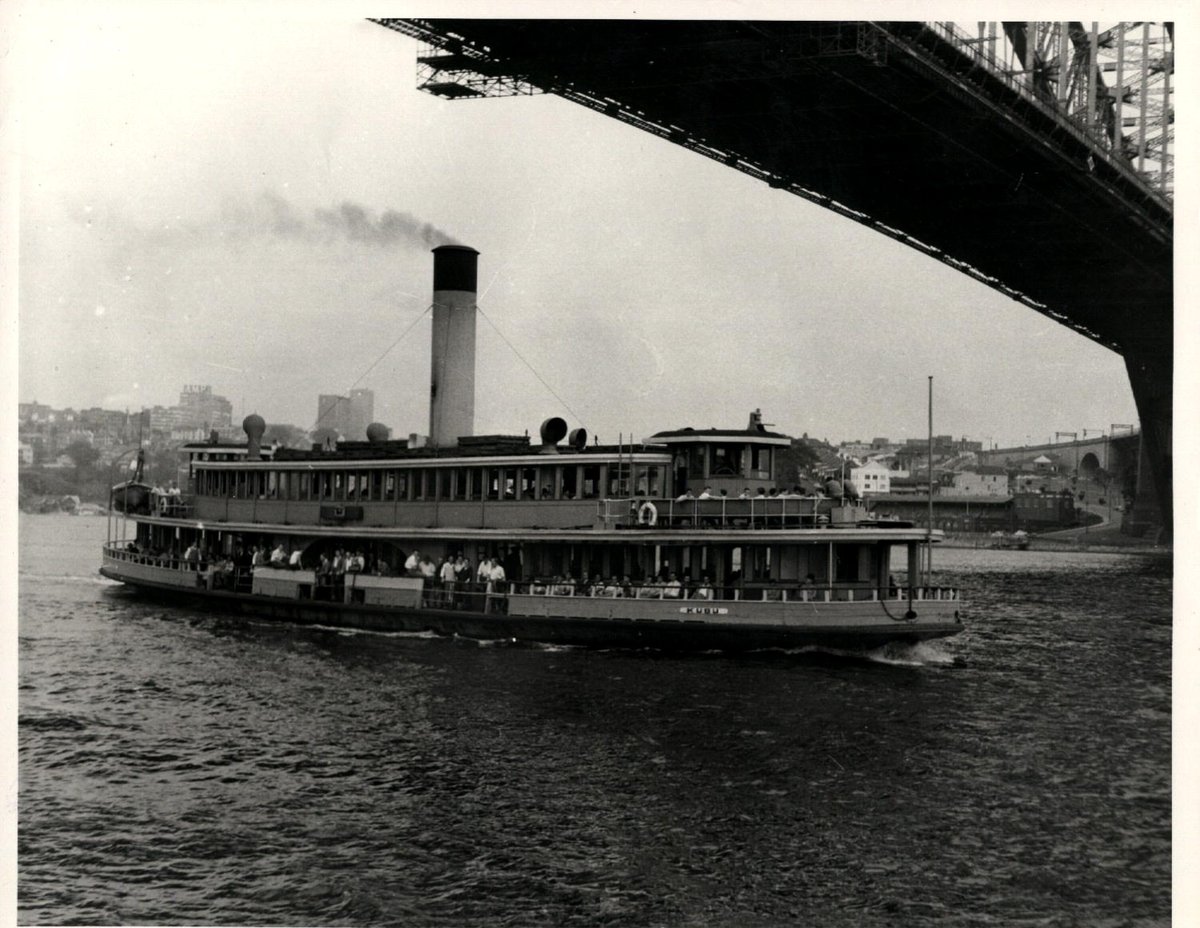 Sydney Ferry KUBU on her last day of service 1959