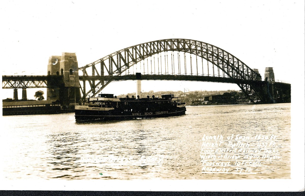 Sydney Ferry BARRENJOEY entering Sydney Cove 1933, Circular Quay