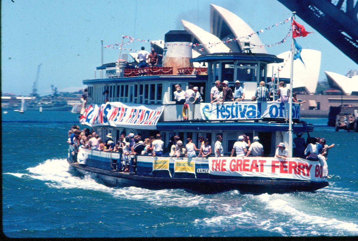 Sydney ferry KAMERUKA in the 1981 Great Ferry Boat Race, Sydney city centre