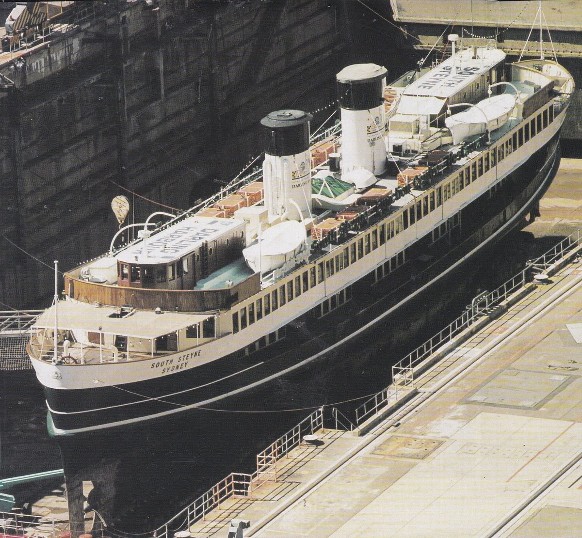 Sydney fery SOUTH STEYNE at Cockatoo Island dry dock 1998, Sydney Harbour