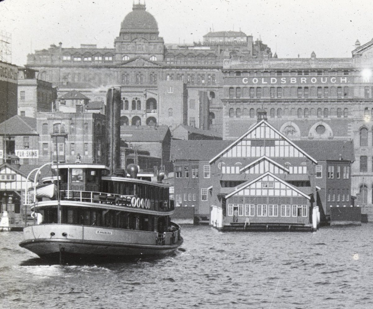 Sydney ferry KANANGRA approaches Circular Quay (1910–20)