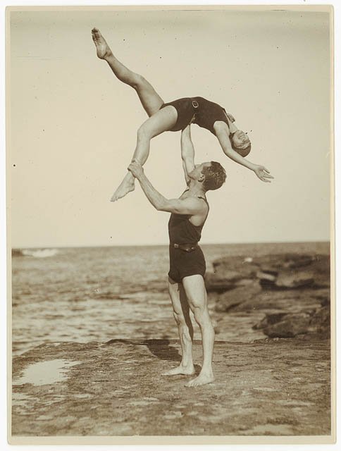 Acrobats, Sydney, 1930s Sam Hood