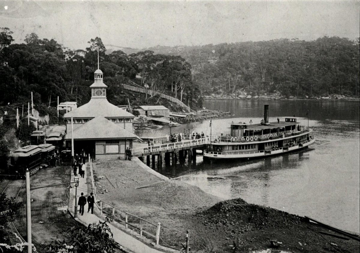 Sydney ferry WALLAROO at Mosman Bay between 1896 and 1914 (1896–1914)