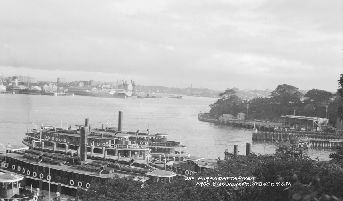 Sydney K-class ferries at McMahon's Point circa 1928 - 1932, McMahons Point (1928–32)