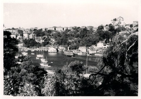 Sydney ferry KIRAWA in Mosman Bay 1940s