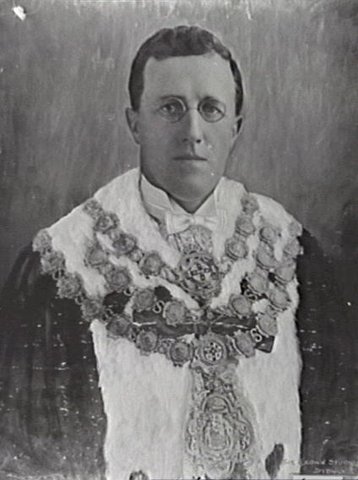 Alderman John Harold Mostyn (1924-27) Lord Mayor 1927