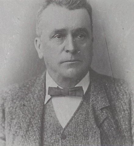 Alderman John McElhone, A-00006271, c. 1898