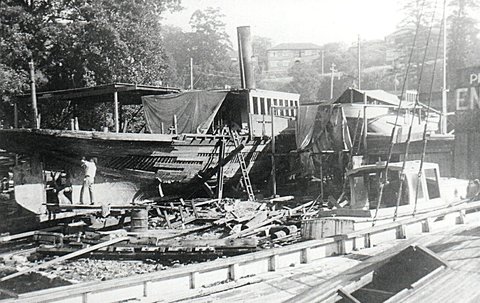 Ferry WATTLE formerly SHAMROCK being broken up, 1941