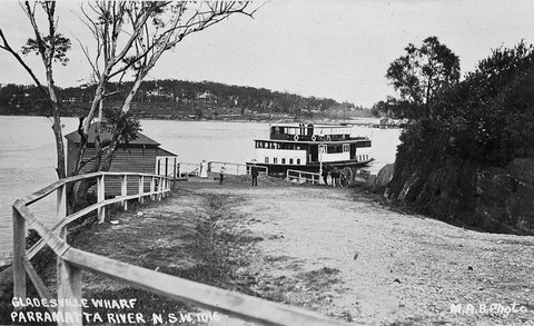 Sydney ferry HALCYON at Gladesville Wharf, 1900–27