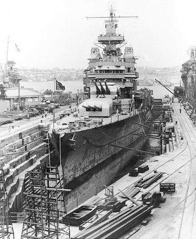 USS Portland (CA-33) in a drydock at the Cockatoo Island Dockyard, circa in late 1942 (NH 81992), c. 1942
