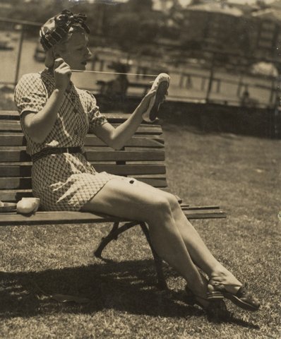 Tatiana Riabouchinska darning the ballet shoes, 1939–40