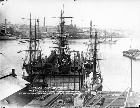 Jubilee Dock Balmain looking over Johnstons Bay (Graeme Andrews Working Harbour Collection City of Sydney Archives), 1910
