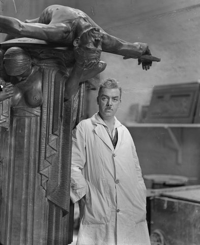Raynor Hoff, c. 1925