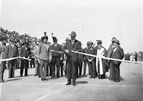 Sydney Harbour Bridge opening, 1932