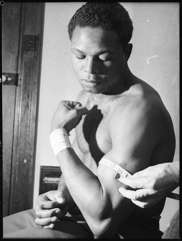 Archie Moore boxer 1940