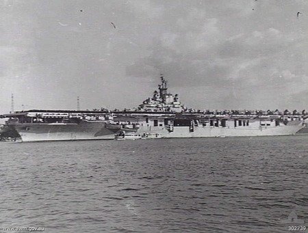USS Shangri-La (CV-38) at Sydney 1947