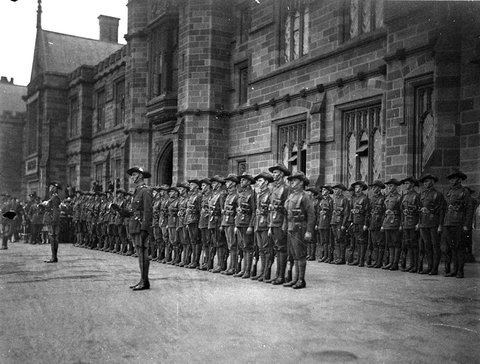 Sydney-university-regiment-duke-of-york-visit-1927