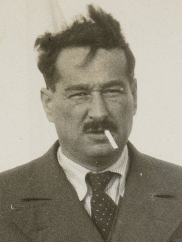 EgonKischStrathaird1934SamHood Crop