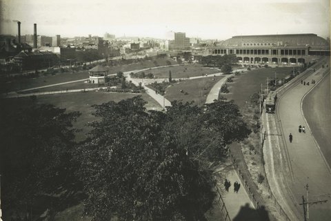 View of Central Railway Station, Sydney - approach road, c. 1908