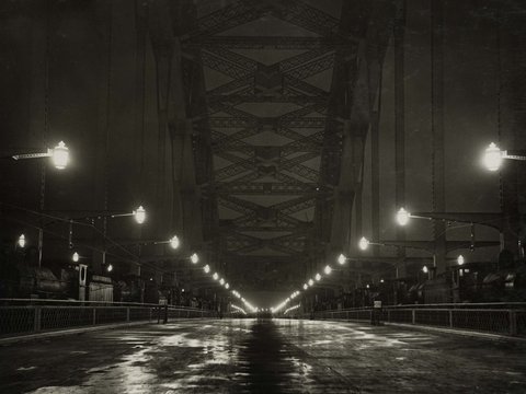 Sydney Harbour Bridge - Deck illuminated during loading tests, c. 1932