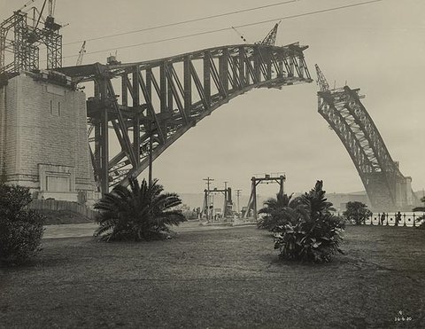 Sydney Harbour Bridge, under construction, c. 1930