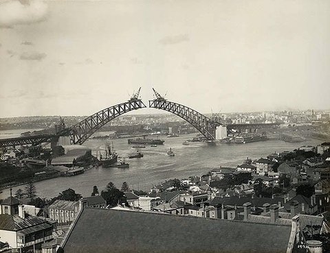 Sydney Harbour Bridge under construction, c. 1930