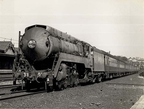 Railway Station - Stanmore, 1945