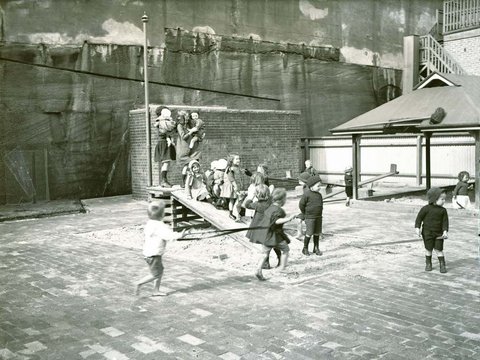 (Lance Playground Kindergarten, Millers Point, Sydney, NSW), c. 1915