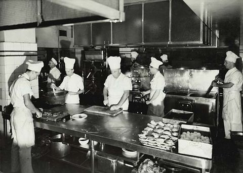 Railway Refreshment Room - Wynyard, 1946
