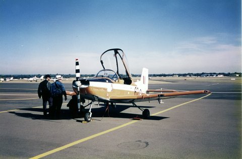Sale of RAAF CT4 Trainers at Bankstown Aerodrome May 1993