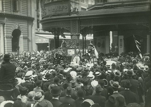 War recruitment meeting outside David Jones, George Street, Sydney, between 1914-1918 photographer unknown, 1914–18