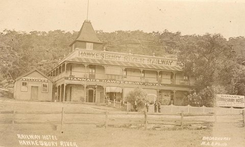 Railway Hotel Hawkesbury River, 1900–27