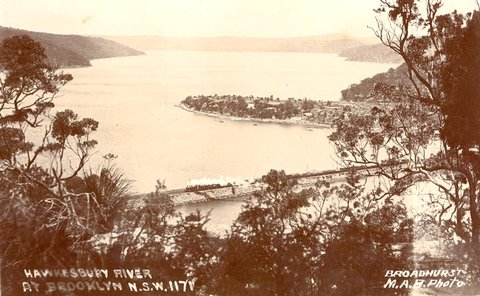 Hawkesbury River at Brooklyn NSW, 1900–27