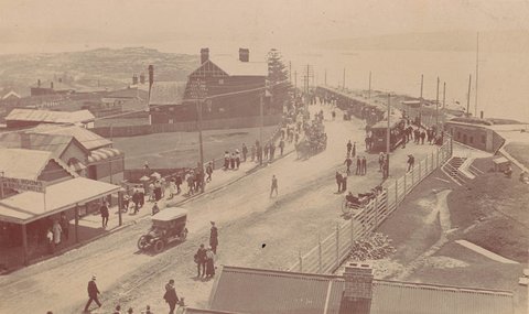Streetscene Vaucluse, 1900–27