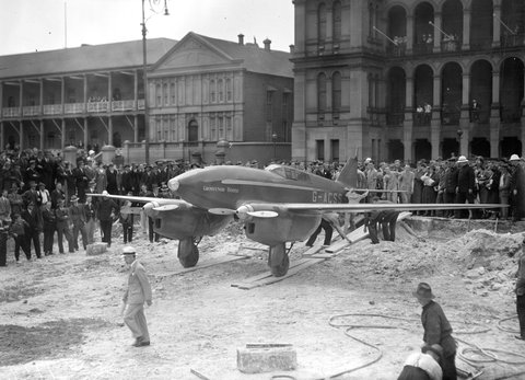 DeHavilland DH.88 Comet, "Grosvenor House" G-ACSS, in Martin Place, Sydney 12 November 1934