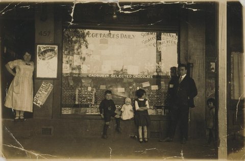 Antonino Macinante and family outside their fruit shop, 457 Harris Street, Ultimo, ca. 1927, c. 1927