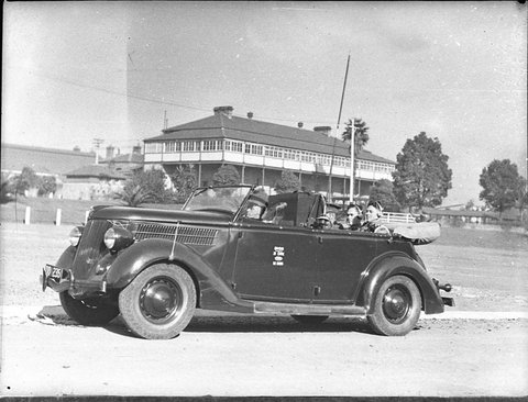 1st Field Cadre RAA leaving Victoria Barracks, 1938