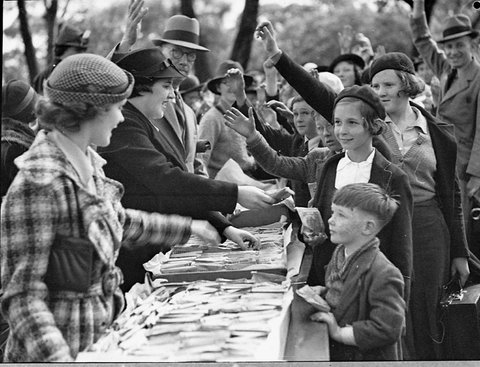 2CH picnic to Taronga Park Zoo, 1937