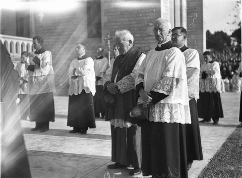 Archbishop Kelly Corpus Christi at Manly, 1934