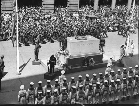 Armistice Day service at Cenotaph Martin Place, 1938