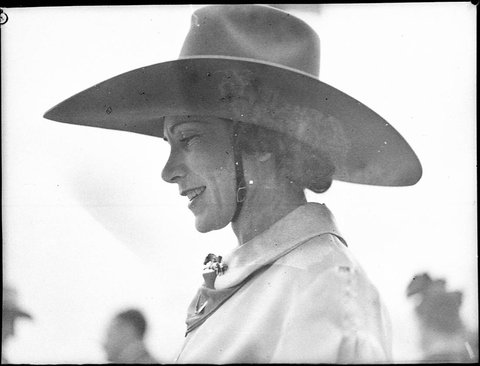 Arrival of cowgirls and boys by Monterey, 1939