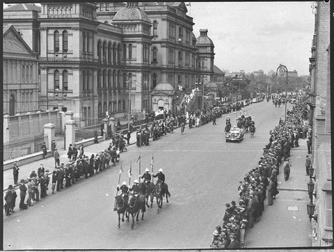 Arrival of Governor by Orford, 1937