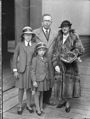 Arrivals by Wanganella, 1935