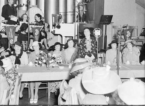 Australian Womens League dinner at Blaxland Gallery, 1936