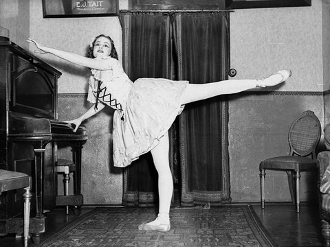 Ballet dancer in A JCW theatre, 1938