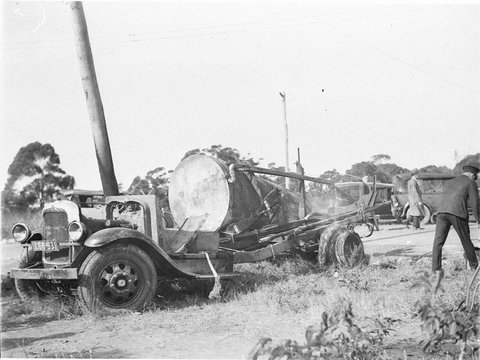 British Australian Petroleum BAP petrol tanker smash Plume Motor Spirit, c. 1929