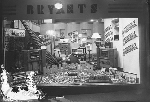 Bryants window display, 1939
