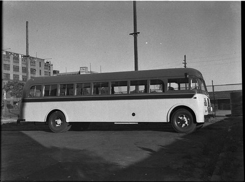 Bus, 1947